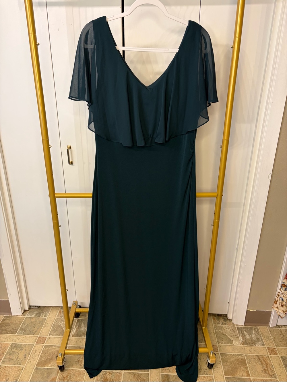 Dark Green V-Neck Formal Dress